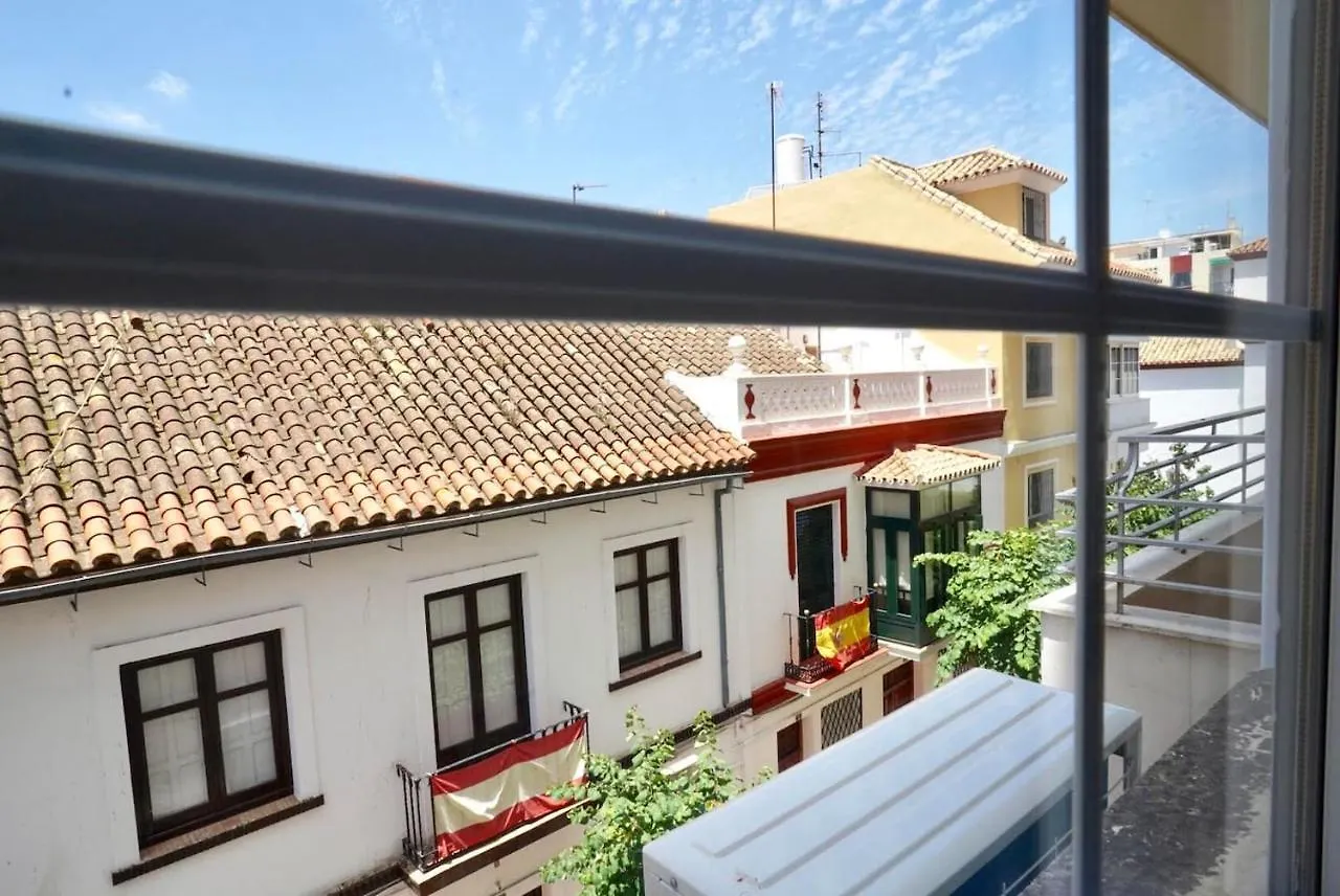 Tuhome Neptuno II Fuengirola 0*,